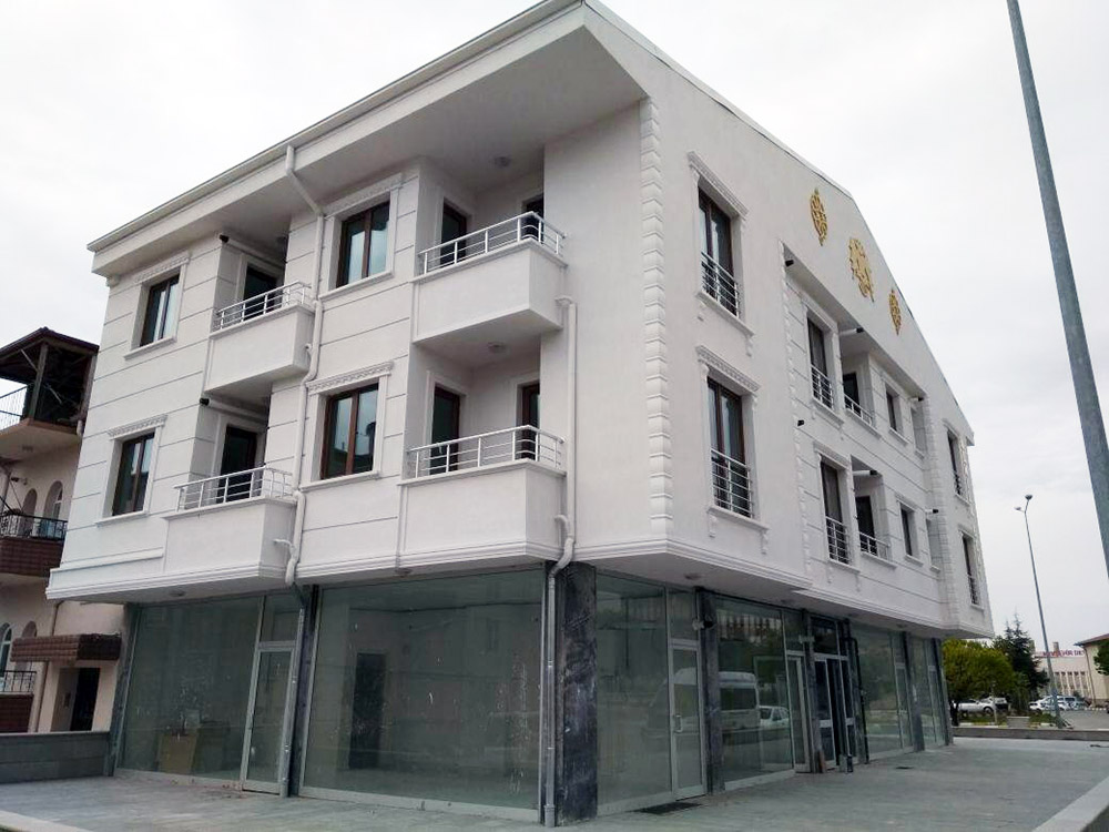 İnşaat projelerinde, başarılı bir sonuç elde etmek için birkaç anahtar aşama bulunmaktadır.